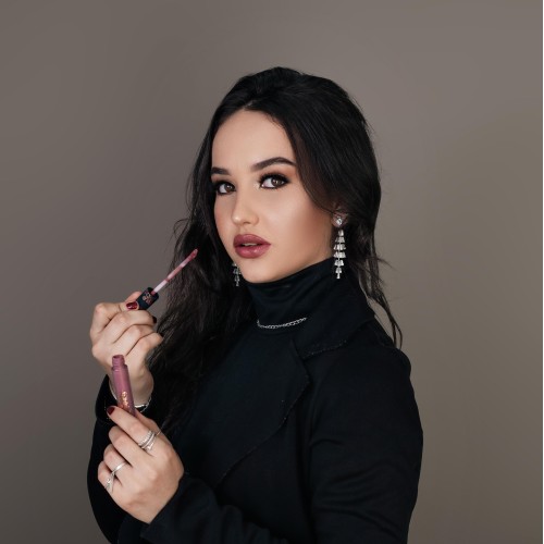 Aline Gabrieli - Glamour Studio