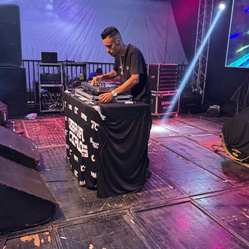 DJ Gabriel Carlos